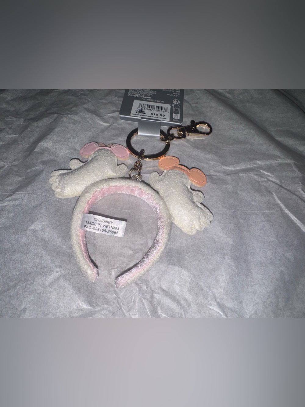 Disney WDW 2026 Pastel Halloween Mickey & Minnie Ghost Ear Headband Keychain NWT - Picture 3 of 4